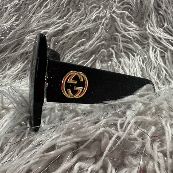 Gucci Glitter Oversized Sunglasses Authentic - Picture 1 of 7
